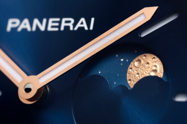 PANERAI Luminor Due Luna PAM01179 Detail 