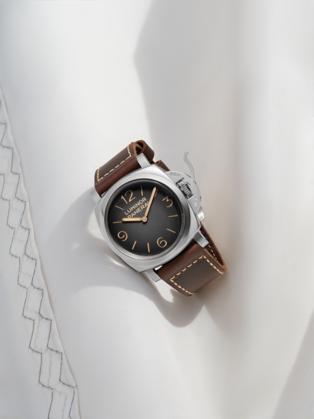 PANERAI Luminor PAM01628 Detail 