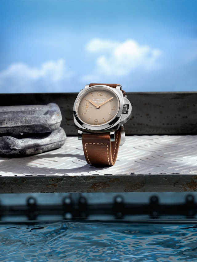 PANERAI Luminor PAM01735 Detail 