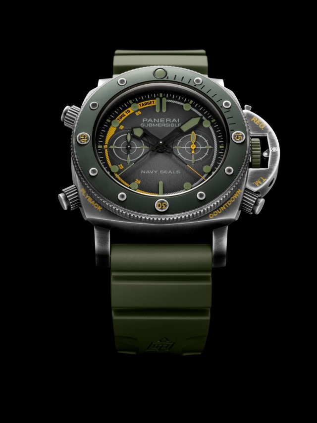 PANERAI Submersible Chrono Navy SEALs Special Operations Experience Edition PAM01402 Detail 