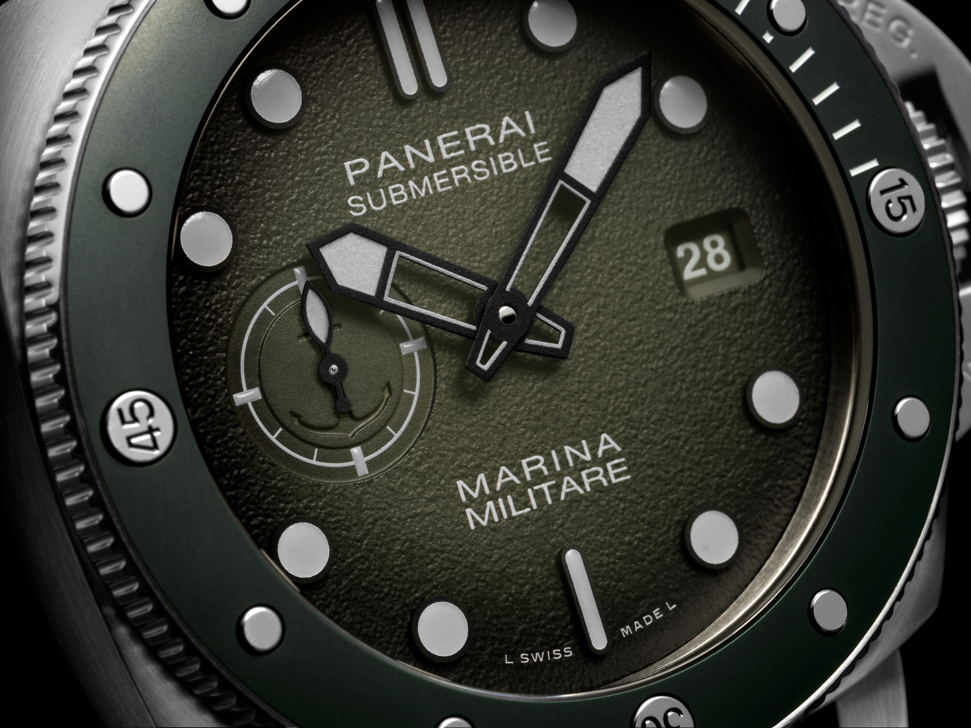 Panerai サブマーシブル マリーナ ミリターレ PAM 1697 44mm 自動 | JP