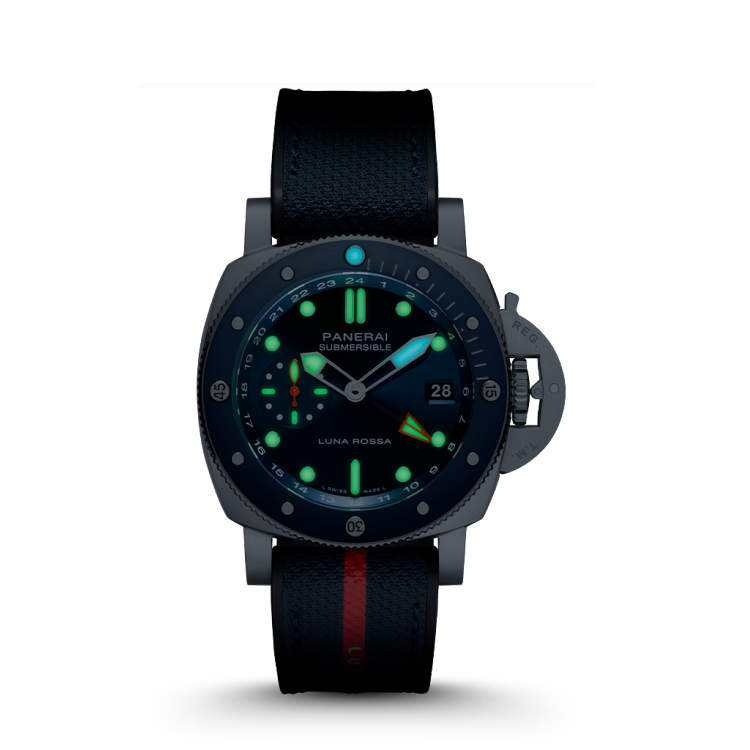 PANERAI Submersible GMT Luna Rossa Titanio PAM01507