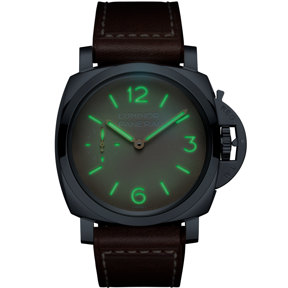 PANERAI Luminor PAM01735 night view