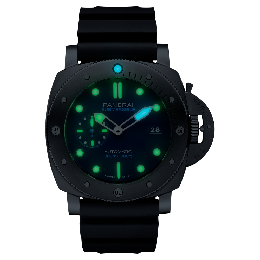 PANERAI Submersible PAM02692 night view