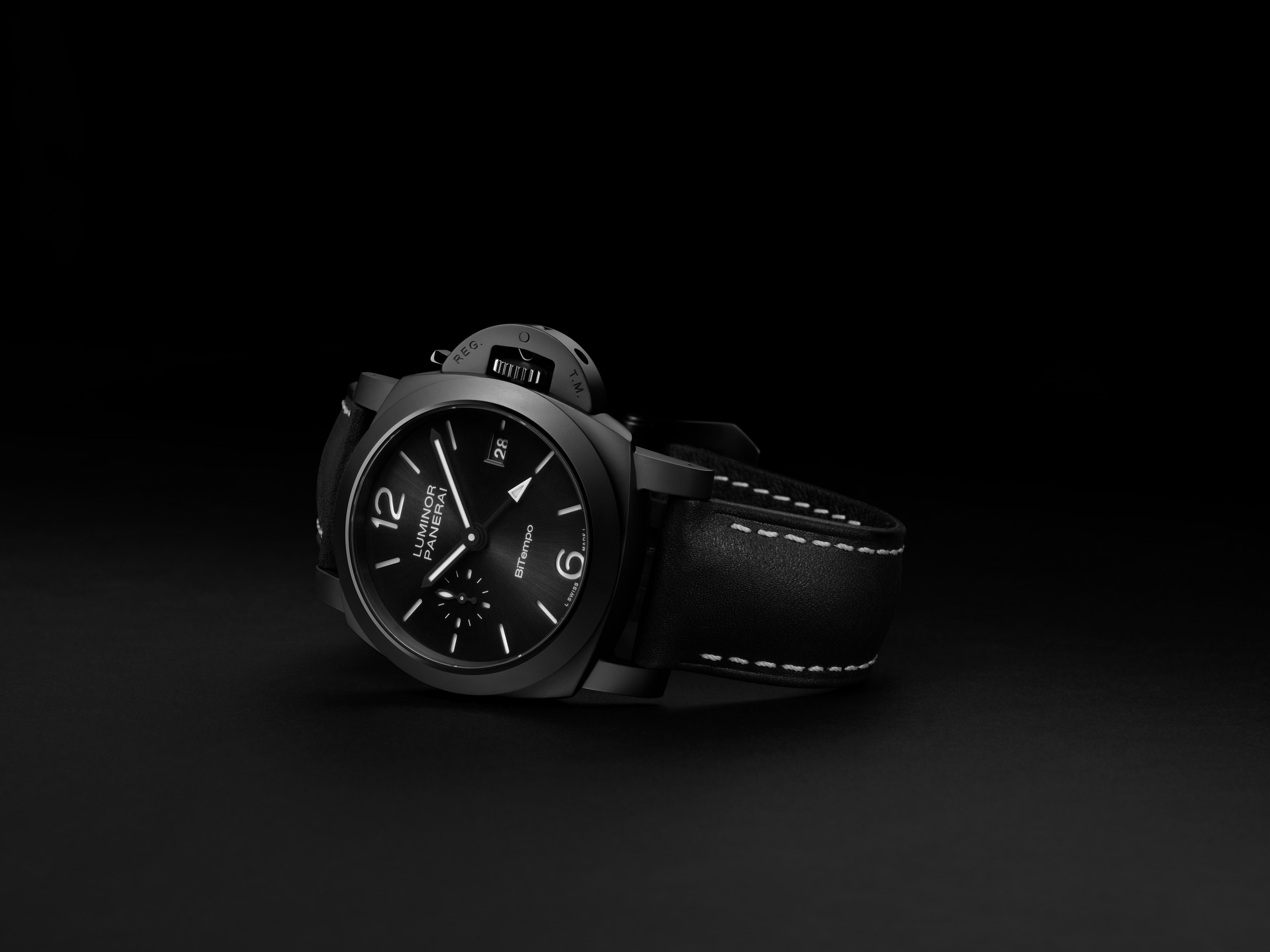 Panerai Luminor GMT PAM 1460 40mm Automatic | US Panerai Official