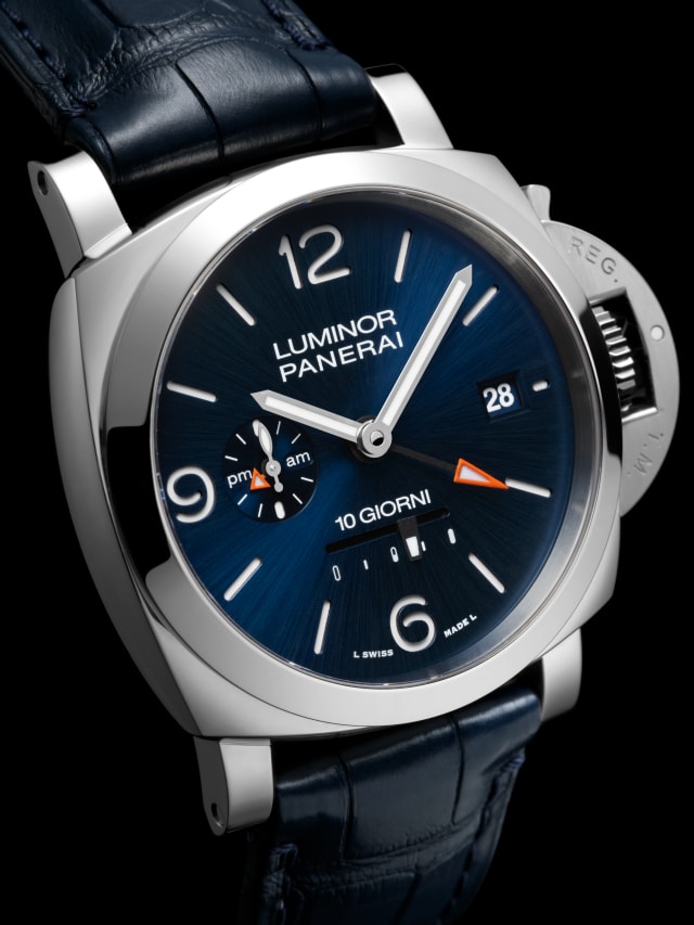 PANERAI Luminor Dieci Giorni GMT PAM01482 Detail 