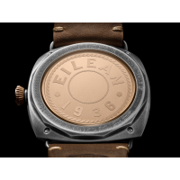 PANERAI Radiomir 8 Giorni Eilean PAM01643 Detail 2